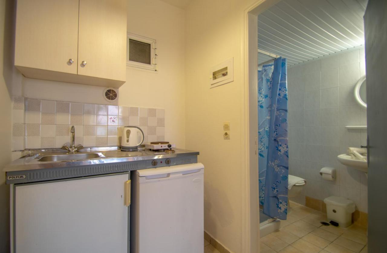 Agoulos Beach Hotel Argassi Bagian luar foto