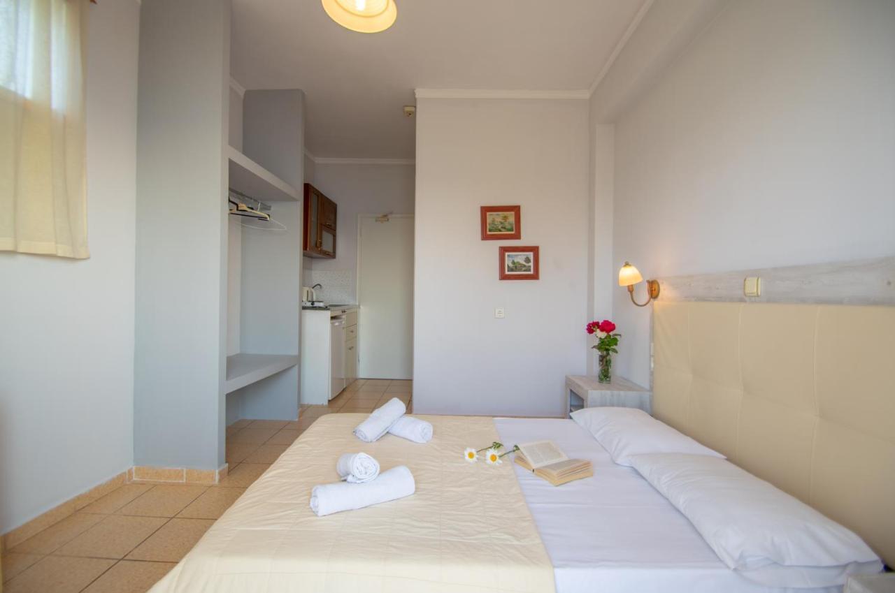Agoulos Beach Hotel Argassi Bagian luar foto